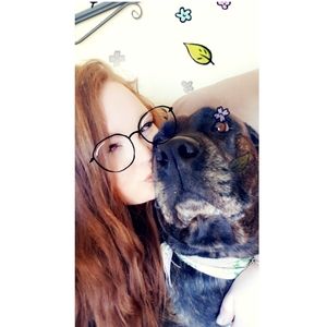 Meet your Posher, Kassandra